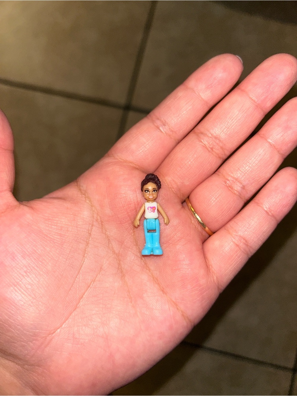 Polly pocket girl
